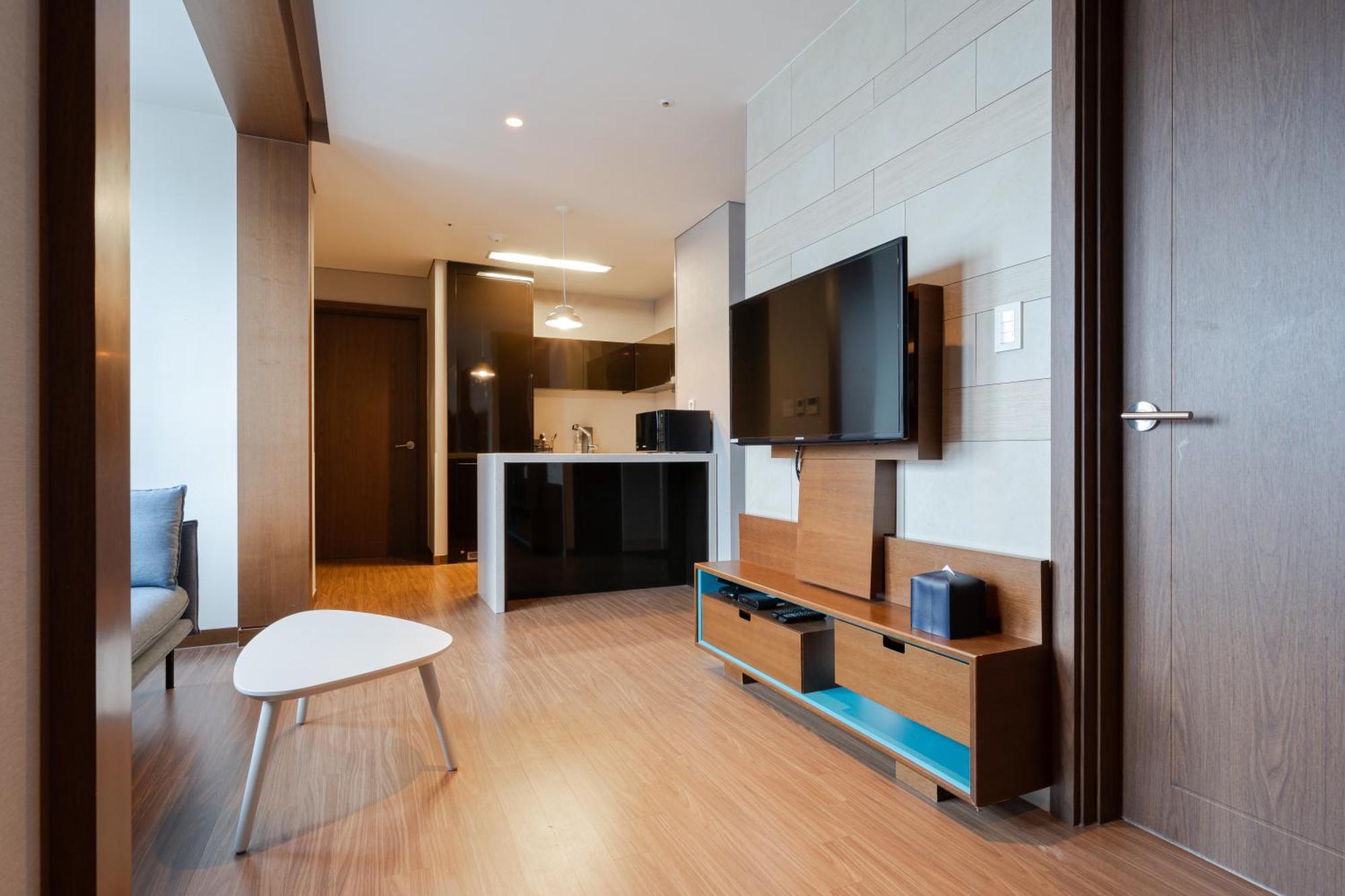Urbanstay Haeundae Station Μπουσάν Εξωτερικό φωτογραφία