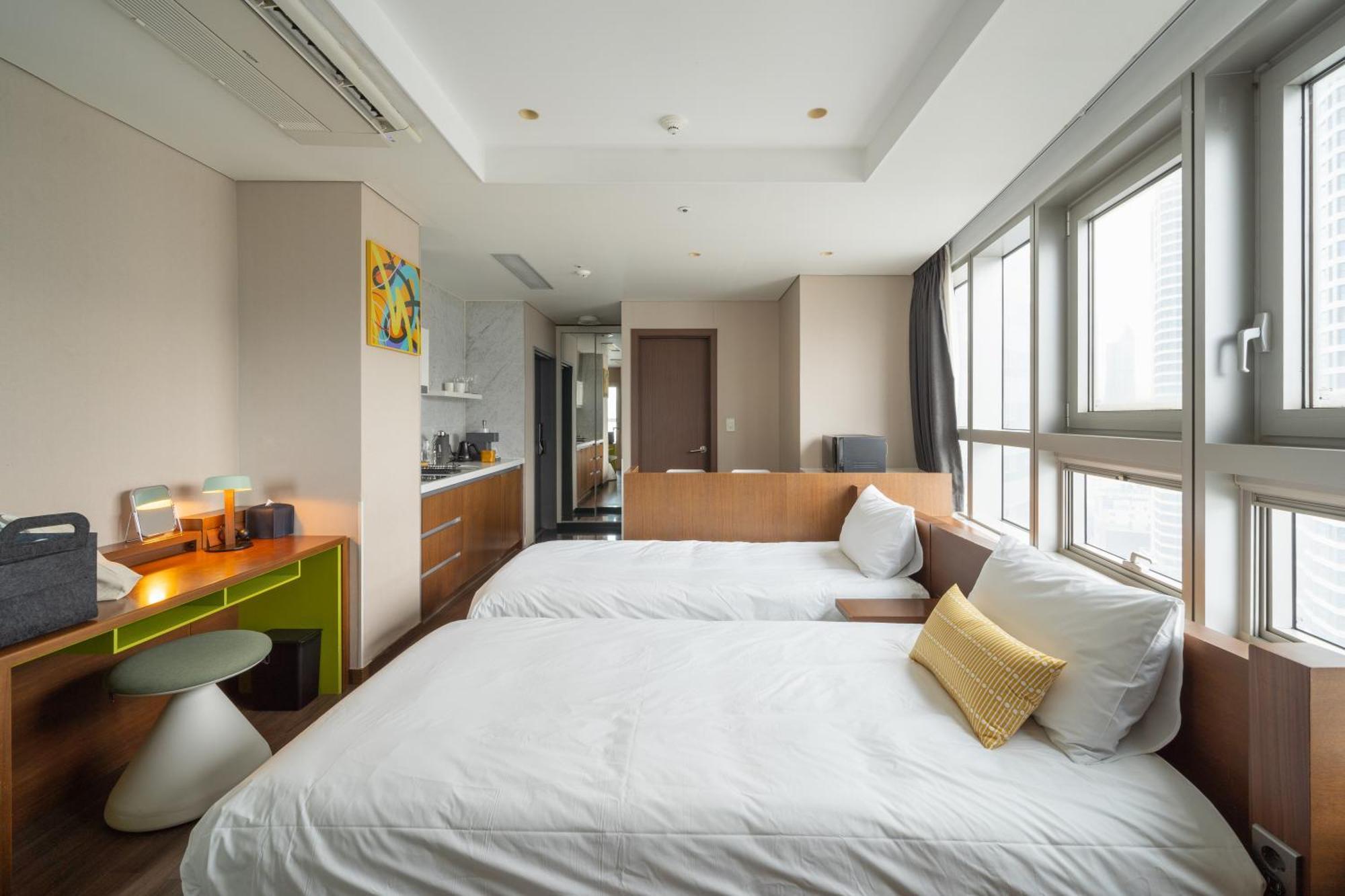 Urbanstay Haeundae Station Μπουσάν Εξωτερικό φωτογραφία