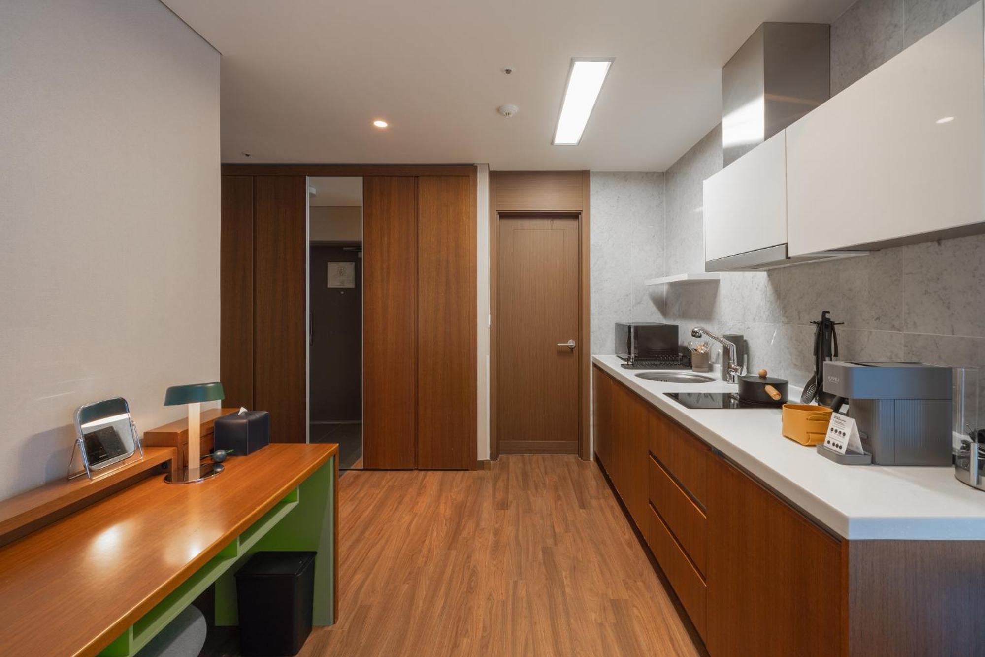 Urbanstay Haeundae Station Μπουσάν Εξωτερικό φωτογραφία