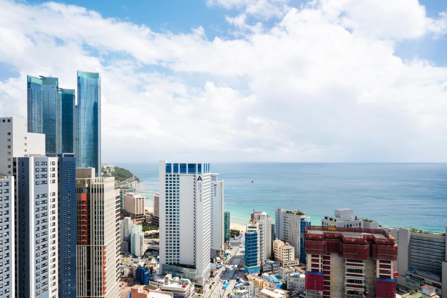 Urbanstay Haeundae Station Μπουσάν Εξωτερικό φωτογραφία